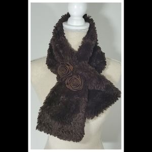 Basso Chocolate Brown Faux-Fur Keyhole Scarf
